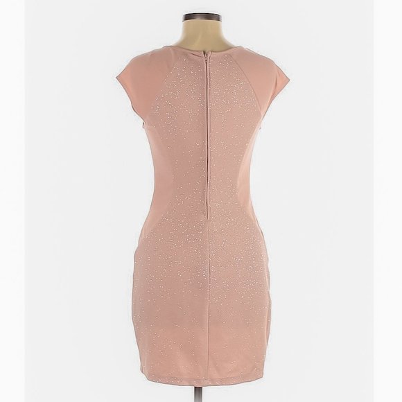 Short-Sleeve Glittery Pink Dress NWOT Size 7 - Picture 3 of 9